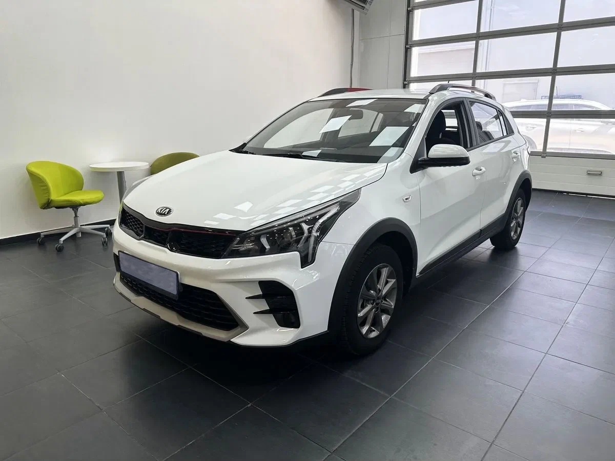 KIA Rio X в наличии по цене от 1 380 000 рублей