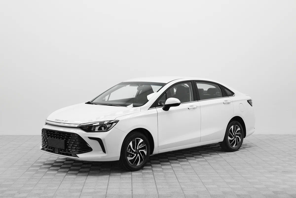 BAIC U5 Plus с автосалона по цене от 1 391 000 рублей